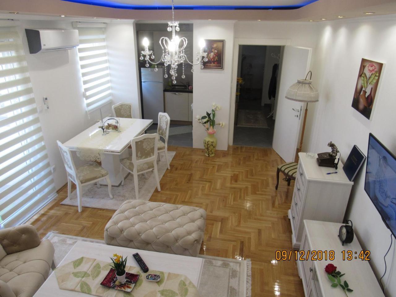 Apartman Tea 2 Banja Luka Ngoại thất bức ảnh